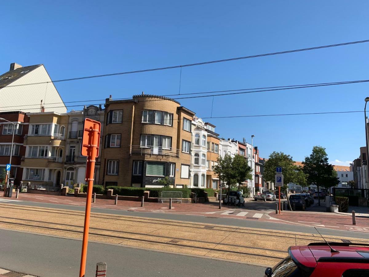 Apartamento Des Ambassadeurs Blankenberge Exterior foto